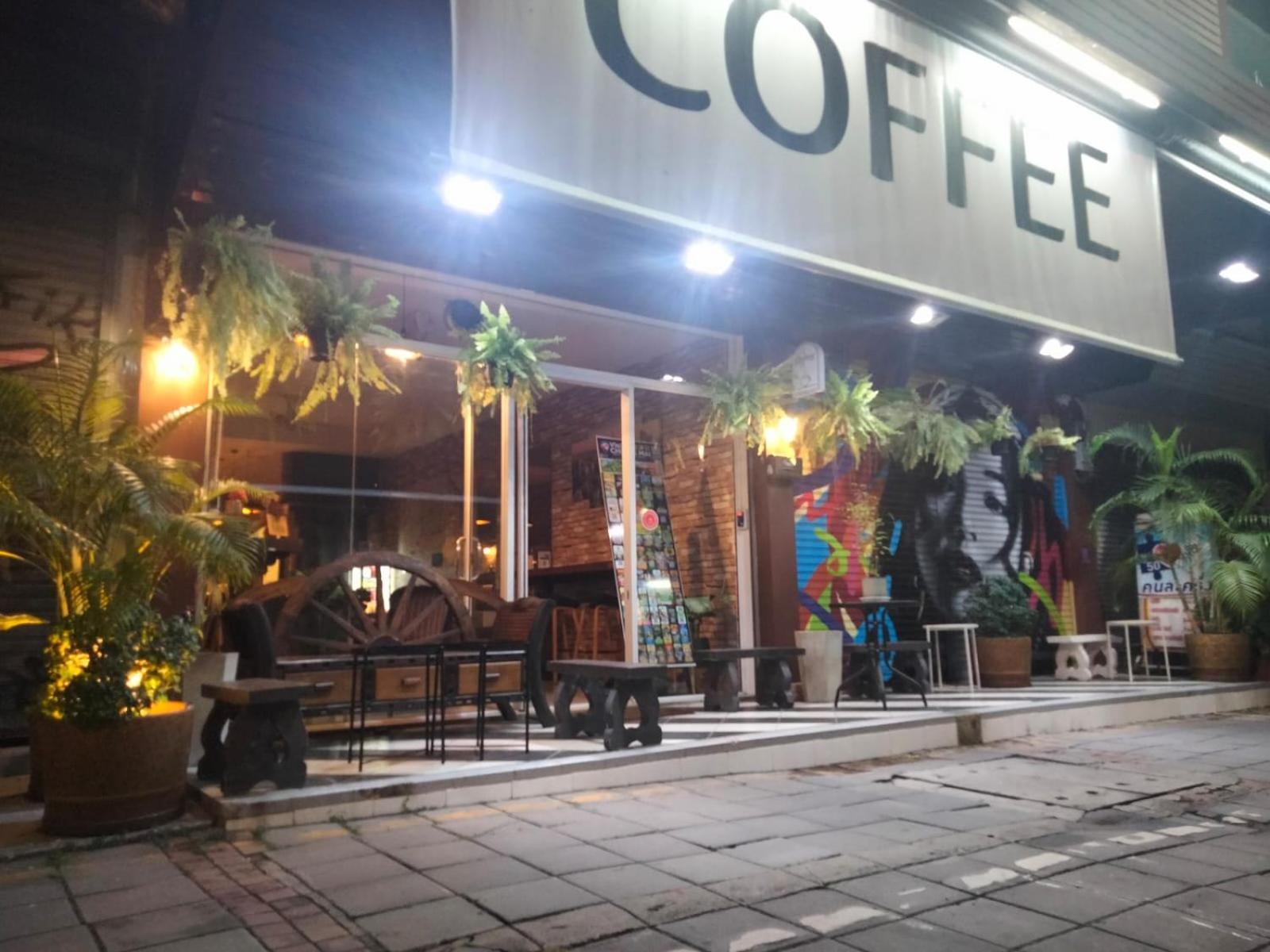 Chaiyee Coffee Chiang Mai Extérieur photo